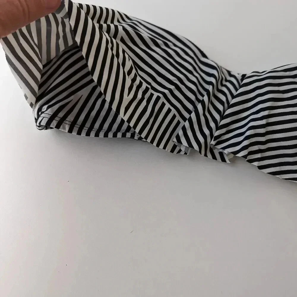 Striped Ruffle Bandeau Bikini Top - Large - Picture 2 of 4